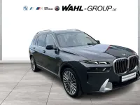 Gebraucht BMW X7 Sport Line 352 PS (258 kW) 2023 Grau SUV