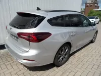 Gebraucht Ford Focus ST-Line X 155 PS (114 kW) 2024 Silber metallic