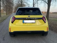 Gebraucht Mini Cooper SE Classic 135 kW (184 PS) 2024 Gelb Kleinwagen