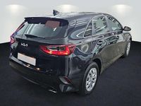 Gebraucht Kia Ceed 101 PS (74 kW) 2023 (1k) black pearl m Kleinwagen