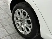 Gebraucht Alfa Romeo Giulietta Super 120 PS (88 kW) 2017 Colore esterno (alfa weiss) Kleinwagen