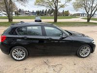 Gebraucht BMW 118 Advantage 150 PS (110 kW) 2017 Schwarz Kleinwagen
