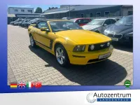 Gebraucht Ford Mustang 305 PS (224 kW) 2006 Gelb Cabrio