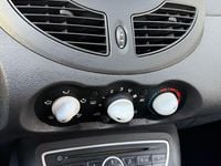 Gebraucht Renault Twingo 75 PS (55 kW) 2011 Weiß Kleinwagen