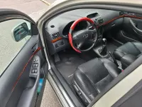 Gebraucht Toyota Avensis T2 147 PS (108 kW) 2003 Silber Limousine
