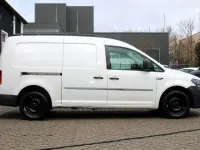 Usado VW Caddy 102 HP (75 kW) 2018 Branco Monovolume