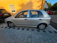 Gebraucht Skoda Fabia 54 PS (39 kW) 2003 Silber Limousine