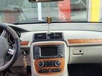 Gebraucht Mercedes R320 224 PS (164 kW) 2007 Grau Van / Kleinbus