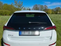 Gebraucht Skoda Scala Ambition 116 PS (85 kW) 2019 Weiß Kleinwagen