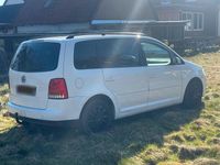 Gebraucht VW Touran 140 PS (102 kW) 2007 Weiß Van / Kleinbus