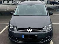 Second-hand VW Sharan Match 140 CP (102 kW) 2012 Gri Monovolum