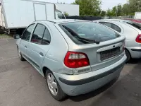 Gebraucht Renault Mégane 107 PS (78 kW) 2000 Silber Limousine