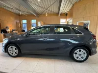 Nowe Kia Ceed 140 KM (102 kW) 2026 Srebrny Hatchback