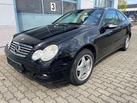 Second-hand Mercedes C200 122 CP (89 kW) 2007 Negru Coupe