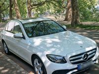 Gebraucht Mercedes E220 194 PS (142 kW) 2016 Schwarz Limousine