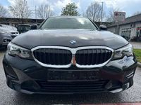 gebraucht BMW 320 d Advantage*NAVI*LED*