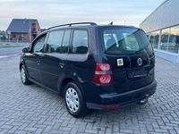 Gebraucht VW Touran Highline 105 PS (77 kW) 2008 Schwarz Van / Kleinbus