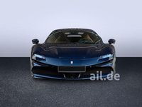 Gebraucht Ferrari SF90 999 PS (734 kW) 2023 Blau Coupé