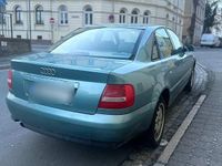 Second-hand Audi A4 150 CP (110 kW) 2000 Verde Berlinǎ