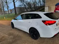 Używany Kia Ceed 101 KM (74 kW) 2016 Biały Hatchback