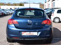 Gebraucht Opel Astra Edition 116 PS (85 kW) 2010 Blau Limousine