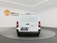 Używany Opel Combo Edition 102 KM (75 kW) 2023 Biały Minivan