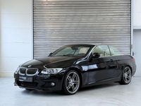 Gebraucht BMW 330 Cabriolet M Sport 245 PS (180 kW) 2012 Saphirschwarz Cabrio