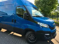 Occasion Iveco Daily 140 ch (102 kW) 2018 Bleue Monospace