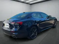 Gebraucht Maserati Ghibli 430 PS (316 kW) 2023 Blau Limousine