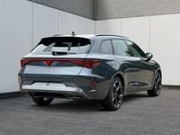 Neu Cupra Leon 150 PS (110 kW) 2025 Midnight black metallic/schwarz