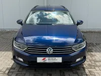 Gebraucht VW Passat Trendline 150 PS (110 kW) 2018 Blau Kombi