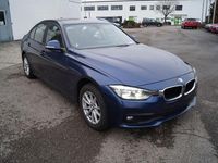 Gebraucht BMW 318 150 PS (110 kW) 2016 Blau Limousine