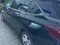 Gebraucht Opel Astra Active 110 PS (80 kW) 2017 Schwarz Kombi