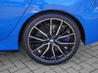 Gebraucht BMW M135 Performance 306 PS (225 kW) 2022 M misano blau Kleinwagen