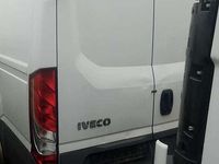 Gebraucht Iveco Daily 156 PS (114 kW) 2019 Weiß Van