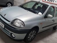 Brugt Renault Clio II 75 HK (55 kW) 1999 Sølv Sedan
