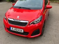 Gebraucht Peugeot 108 Active 82 PS (60 kW) 2016 Rot Limousine