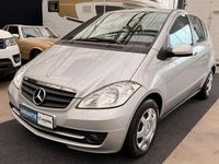 Gebraucht Mercedes A180 109 PS (80 kW) 2012 Silber Kleinwagen