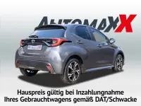 Neu Toyota Yaris 116 PS (85 kW) 2026 Grau Kleinwagen