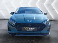 Neu Hyundai i20 Trend 101 PS (74 kW) 2025 Gruen Limousine