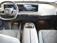 gebraucht BMW iX 40 xDrive LiveCo~AHK~360°Kam~H&K~DriveA+~ACC