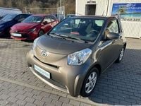 Gebraucht Toyota iQ Basis 68 PS (50 kW) 2012 Braun Kleinwagen
