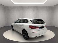 Gebraucht BMW 118 Advantage 136 PS (100 kW) 2023 Weiß Kleinwagen