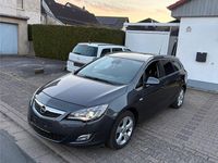 Usata Opel Astra Active 140 CV (102 kW) 2012 Grigio Station wagon