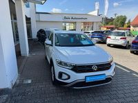 Gebraucht VW T-Roc Basis 110 PS (80 kW) 2022 Pure white (metallic) SUV