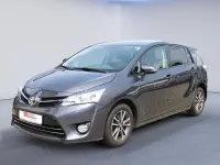 Gebraucht Toyota Verso Skyview Edition 111 PS (81 kW) 2015 Grau Van / Kleinbus