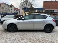 Gebraucht Opel Astra Edition 116 PS (85 kW) 2010 Silber Limousine