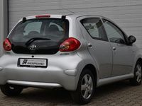 Gebraucht Toyota Aygo Cool 68 PS (50 kW) 2006 Grau Kleinwagen