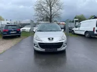 Gebraucht Peugeot 207 Urban Move 95 PS (69 kW) 2011 Silber Limousine