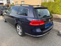 Gebraucht VW Passat 140 PS (102 kW) 2011 Blau Kombi